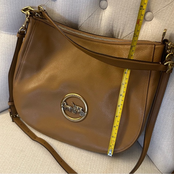 Coach Leather Elle Hobo in Light Saddle and Brass Carriage Logo EUC - Picture 13 of 13